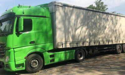 Autoutilitară marca MERCEDES-BENZ și Semiremorcă marca SCHWARZMULLER, a doua licitatie