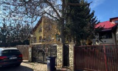 Casă tip duplex și teren intravilan, situat în loc. Voluntari, șos Erou Iancu Nicolae