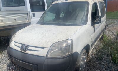 Autovehicul PEUGEOT PARTNER (redus cu 50%)