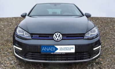 ADJUDECAT Autovehicul marca VOLKSWAGEN Tipul GOLF HIBRID - a doua licitație
