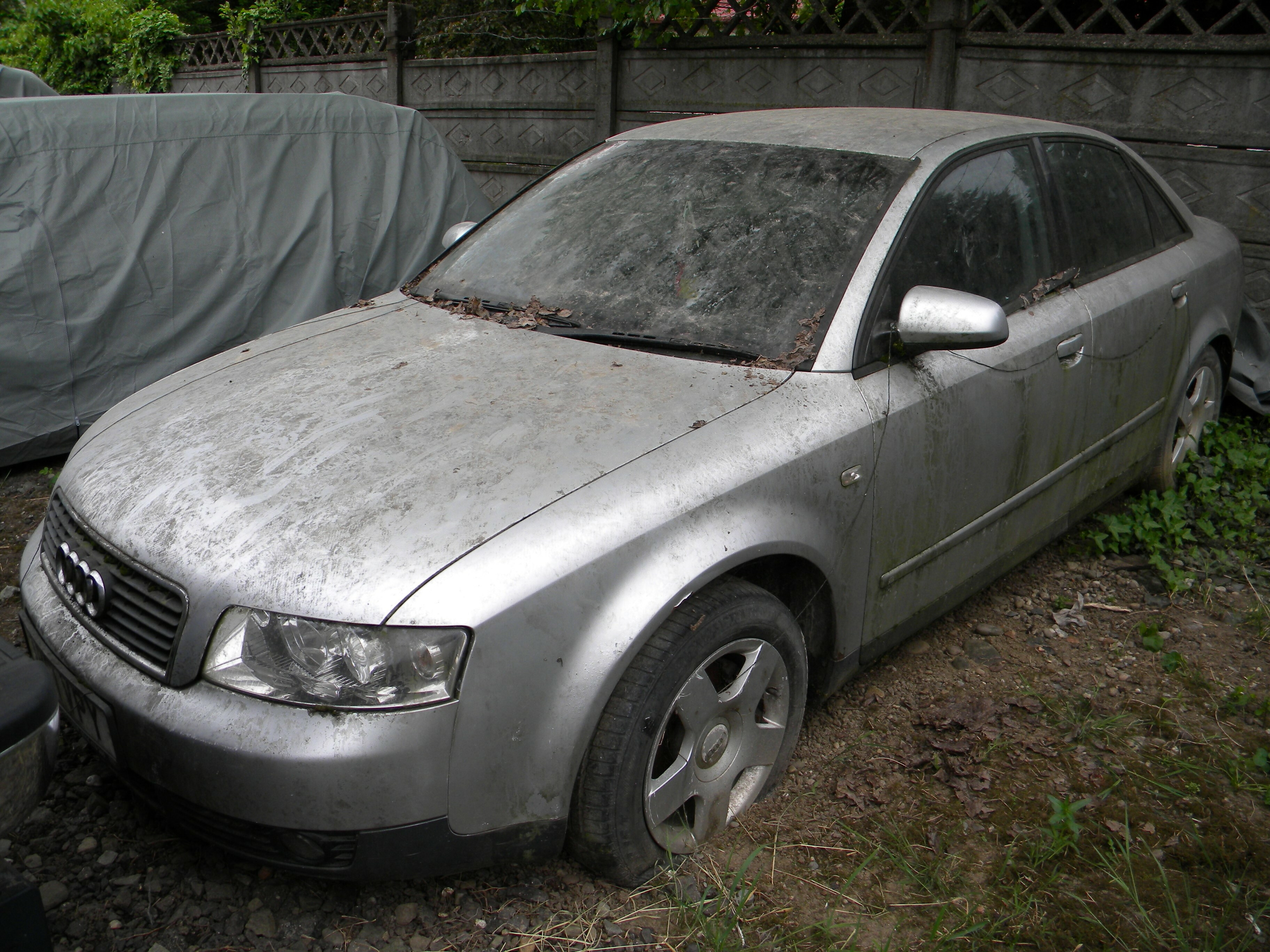 NEADJUDECAT - Autovehicul marca - AUDI Tipul - A4 - AN 2001