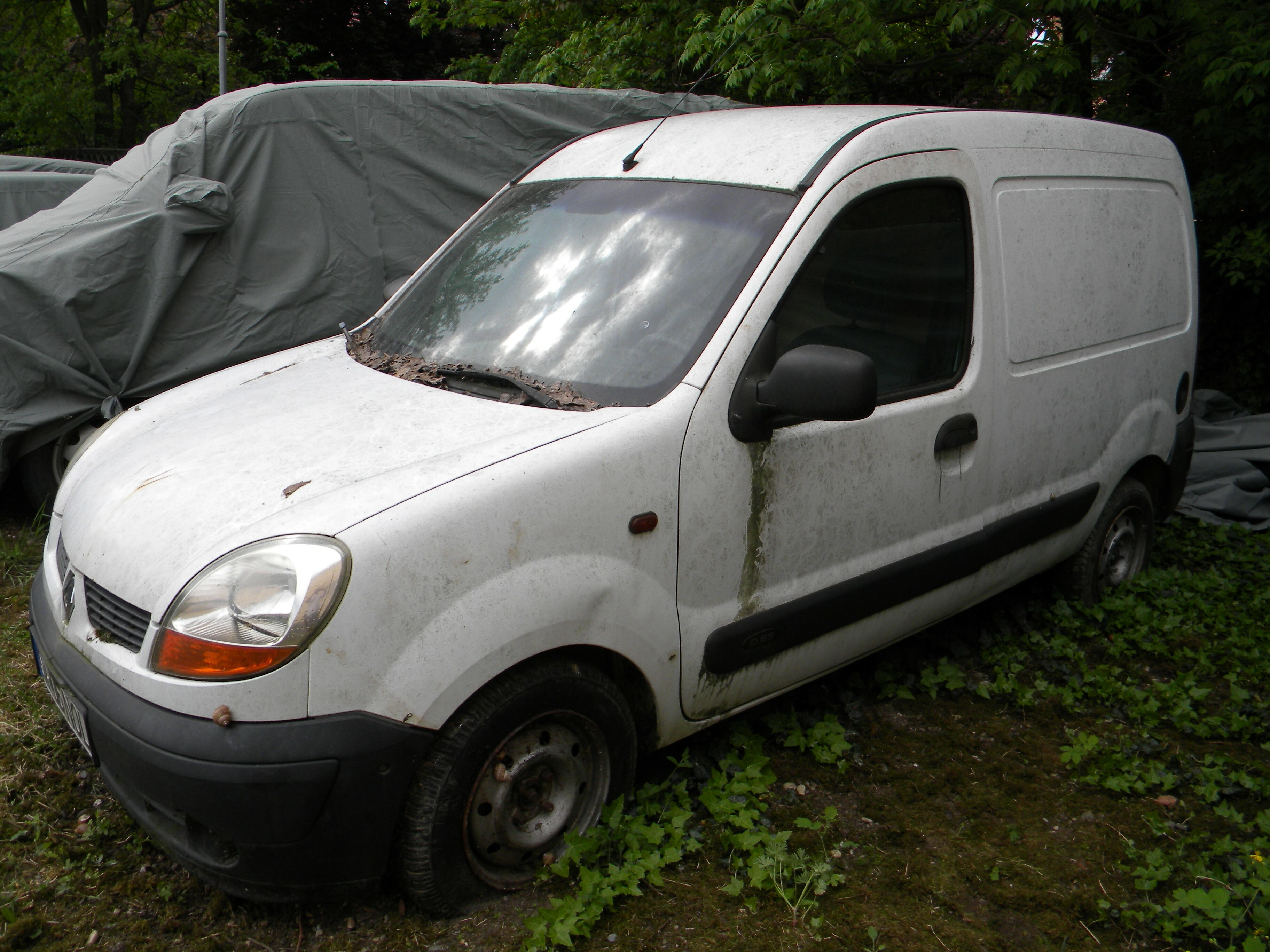 NEADJUDECAT - Autovehicul marca RENAULT Tipul KANGOO 1.5 DCI