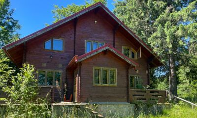 Teren intravilan și construcție P+M, situat în loc. Mălini sat Iesel, str. Principală, nr. 13, jud. Suceava