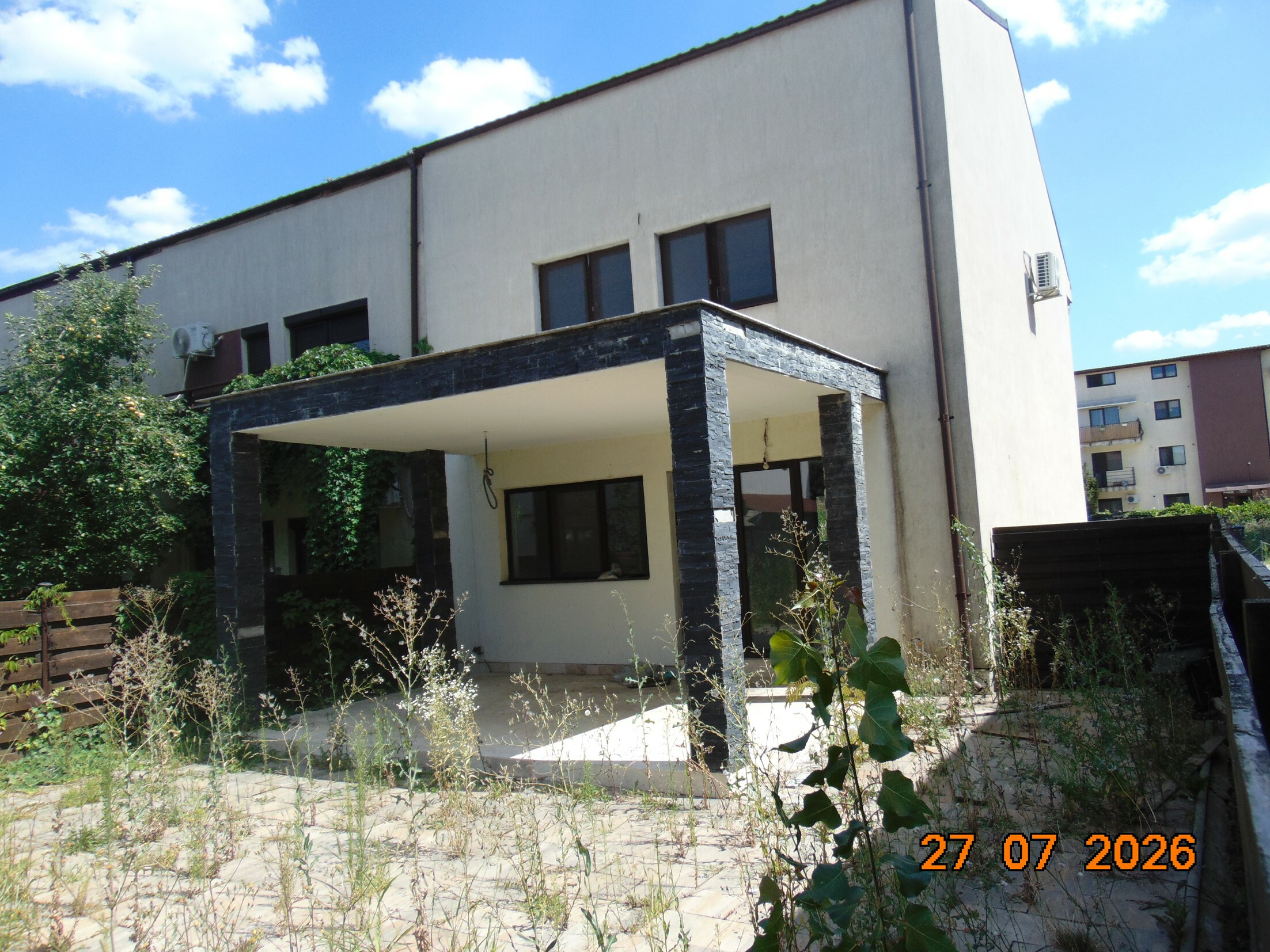 Imobil situat în orașul Bragadiru, str. Iernii nr. 6J, județul Ilfov - vila 1 împreună cu terenul intravilan curți construcții