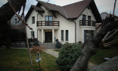 Imobil, clădire rezidențială/locuință cu 2 niveluri (P+M) - Brasov