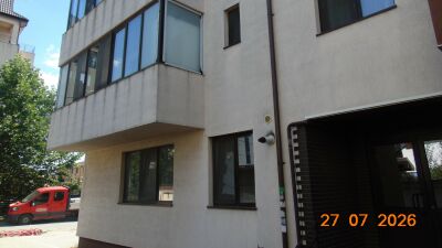 Gallery Thumb 1