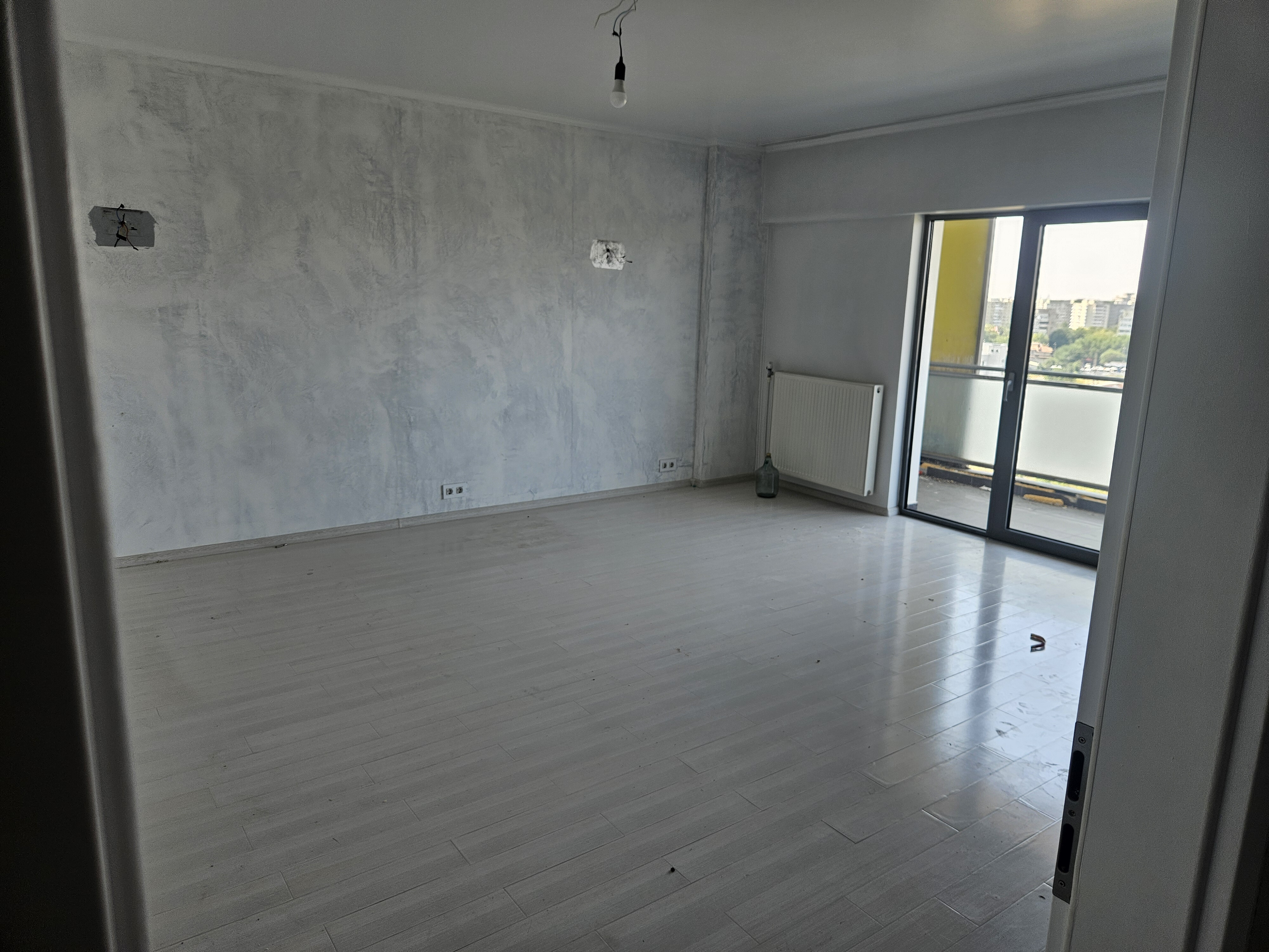 Apartament cu 3 camere și dependințe situat în mun. București, str. Ziduri între Vii, nr. 19, corp G, et. 10, ap. G-105, sect 2