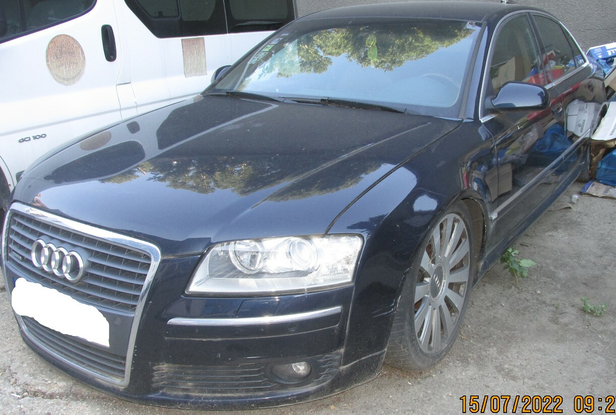 ADJUDECAT Autovehicul marca	AUDI A8 Tipul	4E LASBQ1, an 2007