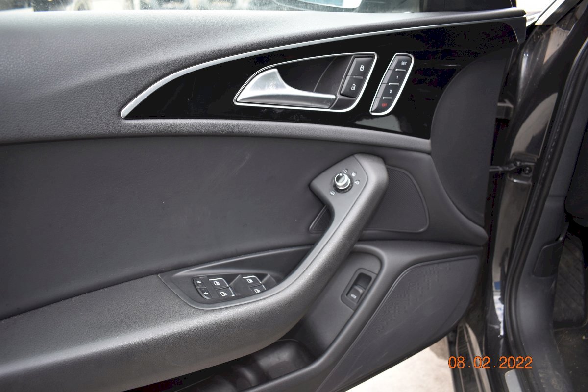 ADJUDECAT Autovehicul marca AUDI Tipul - A6- an fabricație 2012 - a doua licitație