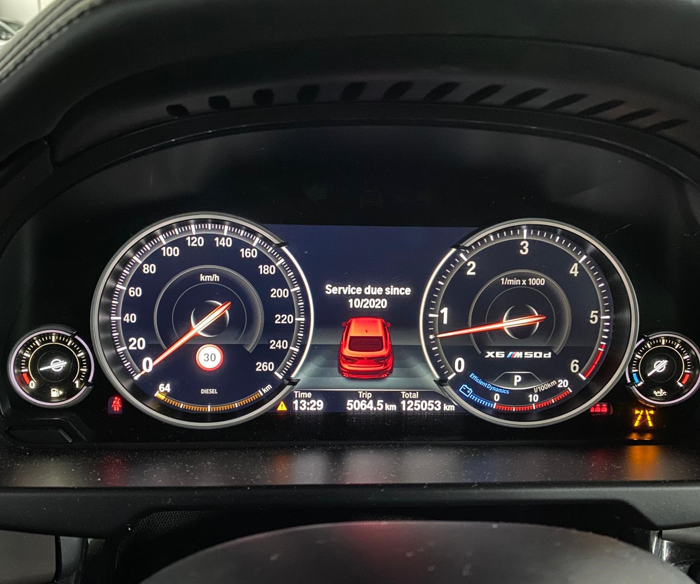 ADJUDECAT Autovehicul marca	BMW Tipul X6 M50d, an 2017, a doua licitație