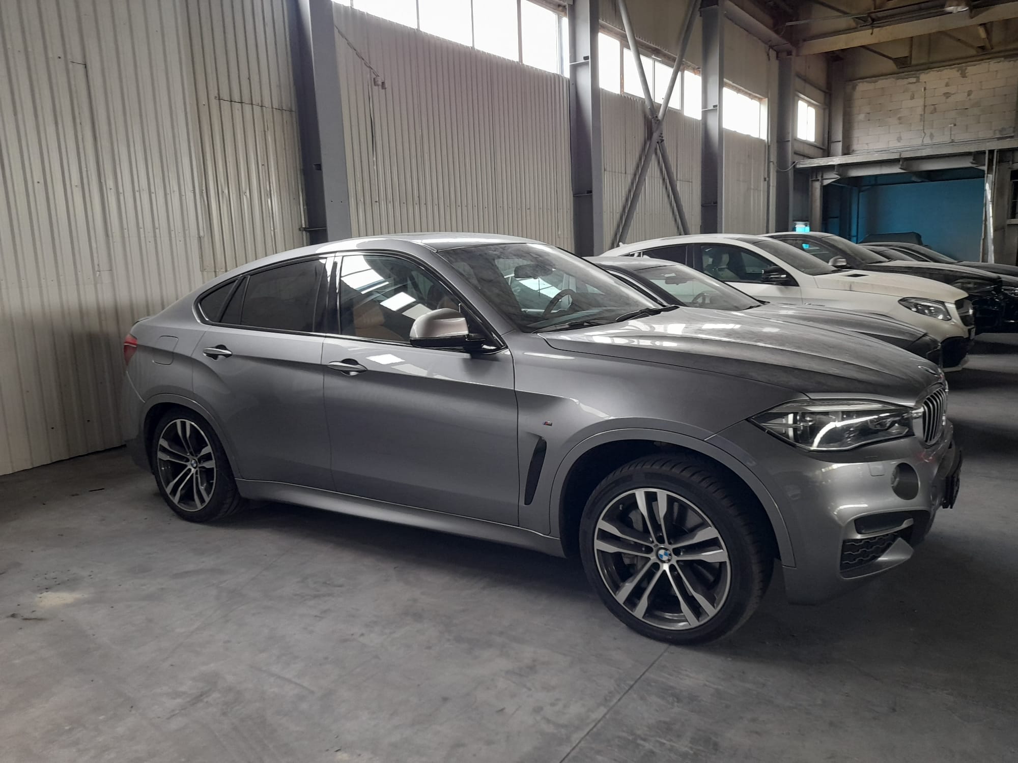 NEADJUDECAT Autovehicul marca	BMW X6, M50D, Tipul X6 Caroseria - AA Berlină, an 2015