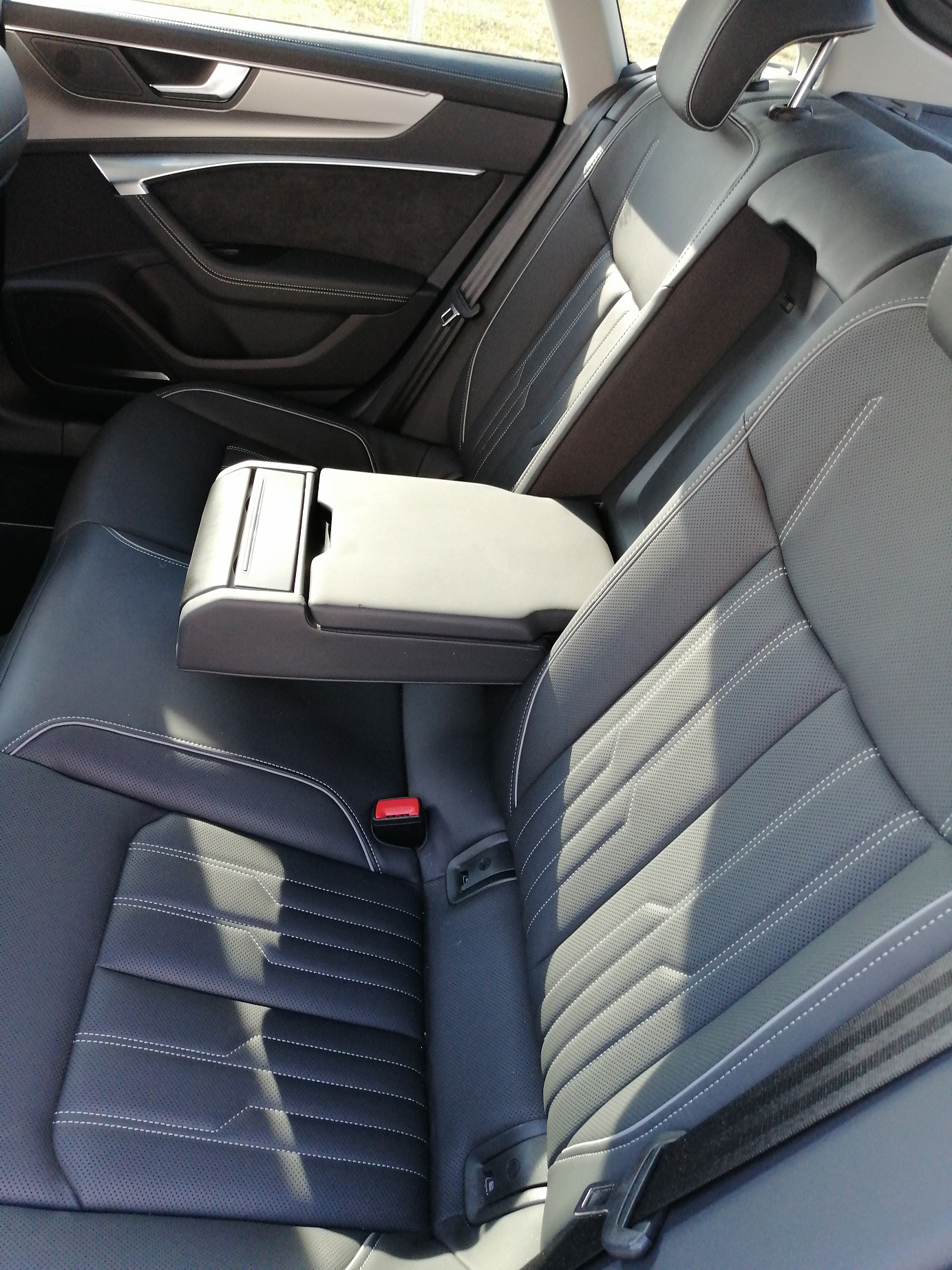 ADJUDECAT Autovehicul marca - AUDI Tipul A7 Sportback (an 2019) tracțiune integrală