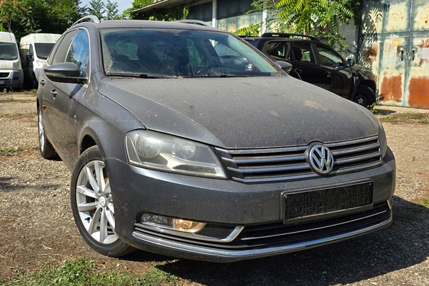 Autovehicul marca VOLKSWAGEN Model	PASSAT, prima licitatie