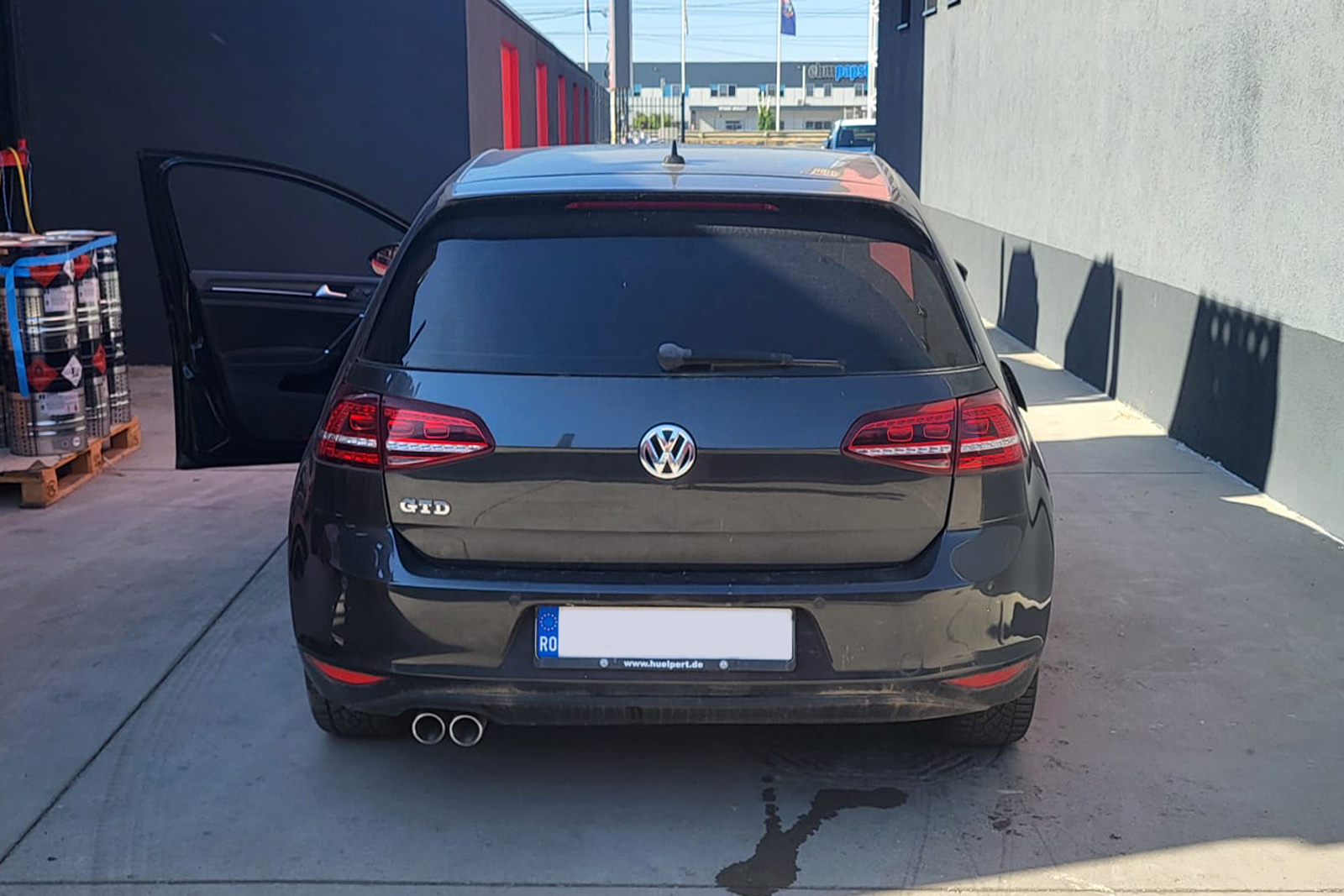 Autoturism marca VOLKSWAGEN Golf, an 2015, prima licitație