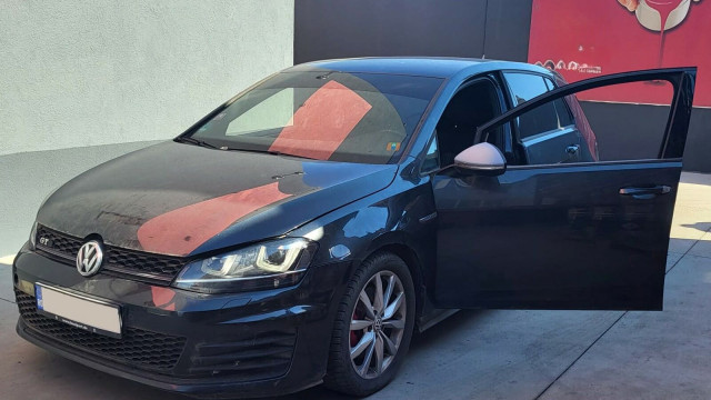 Autoturism marca VOLKSWAGEN Golf, an 2015, prima licitație