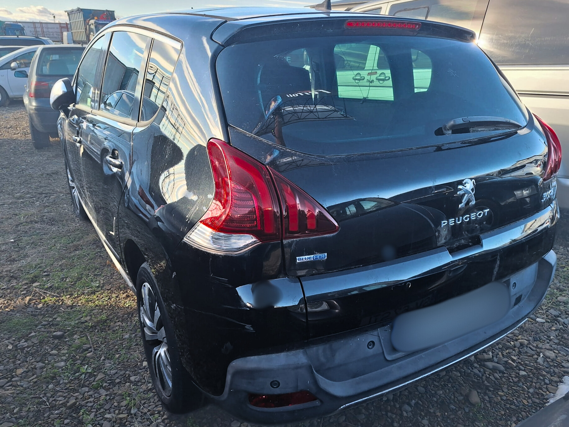 Autovehicul marca - Peugeot Model 3008