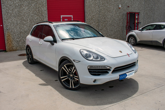Autoturism marca PORSCHE - model Cayenne