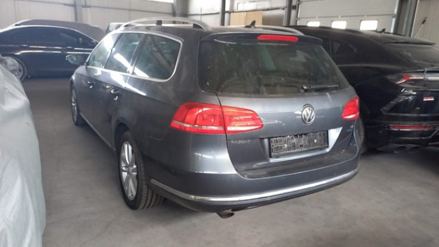 Autoturism Volkswagen Passat (redus cu 50%)