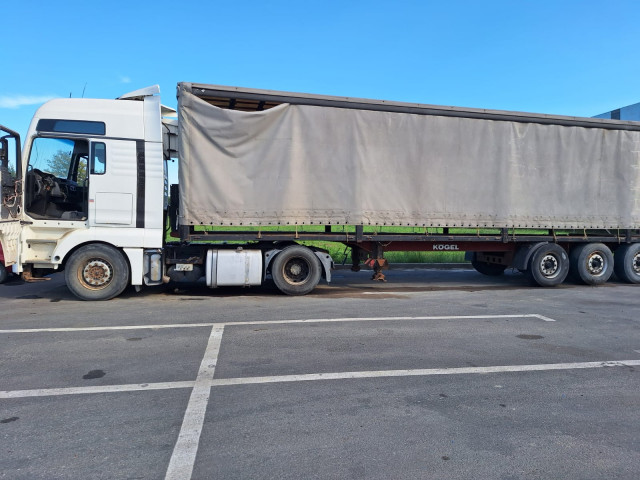 Remorcă KOGEL SN 24 (redusă cu 50%)