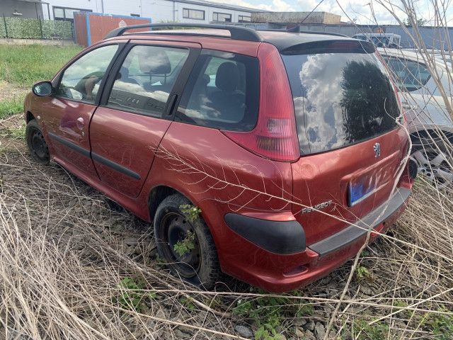 Autoturism  PEUGEOT 206 SW (redus cu 50%)