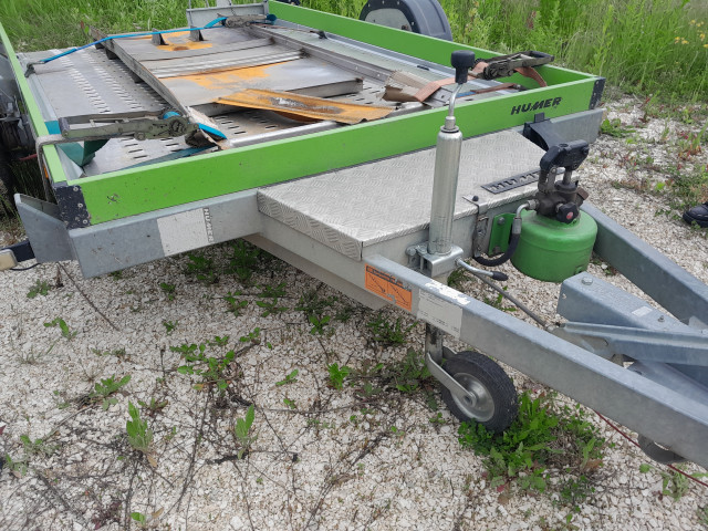 Remorcă Humer Lift 2716