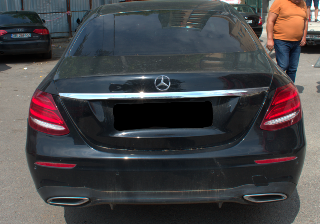 Autoturism Mercedes-Benz E 220 D Sedan