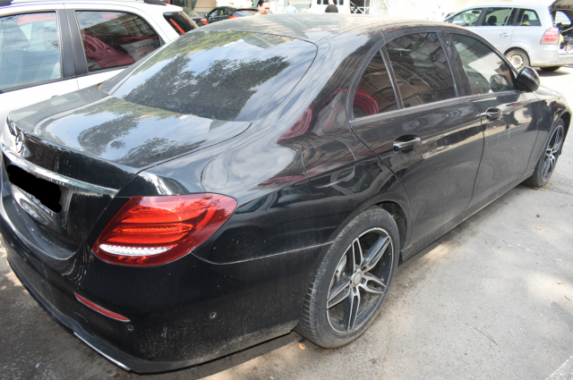 Autoturism Mercedes-Benz E 220 D (redus cu 25%)