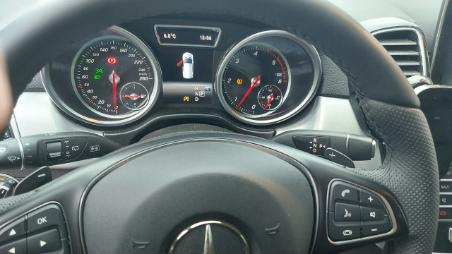 Autoturism Mercedes-Benz GLE 250 D 4Matic