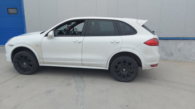 Autoturism Porsche Cayenne II 3.0 V6 (redus cu 50%)