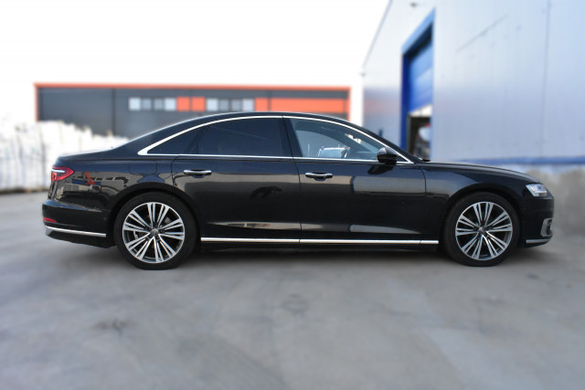 Autoturism marca AUDI model A8 - redus cu 25%