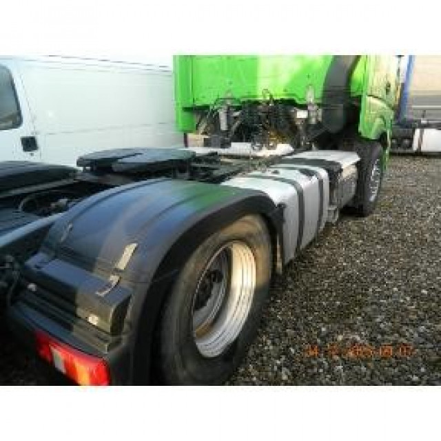 Autoutilitară marca Mercedes-Benz Actros - redus cu 25%