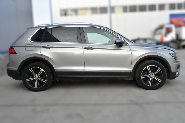 LICITATIE VW TIGUAN