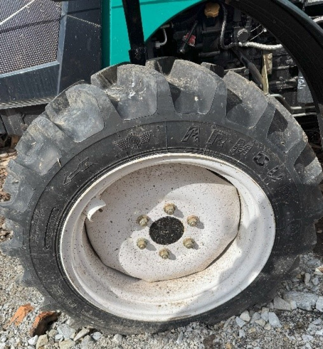Tractor ARBOS M3055- redus cu 50%