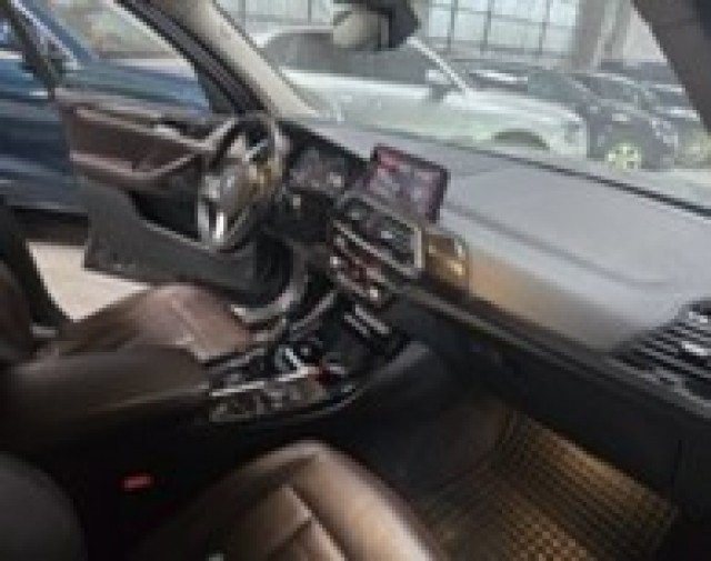 LICITATIE BMW X3 XDrive 2.0D