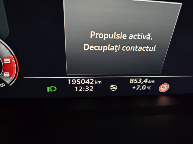 LICITATIE AUDI Q3 M1 SUV