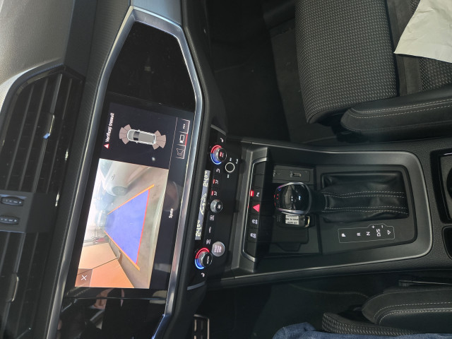 LICITATIE AUDI Q3 M1 SUV