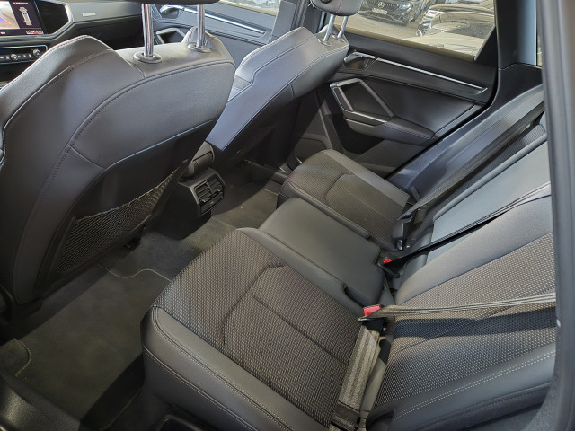LICITATIE AUDI Q3 M1 SUV
