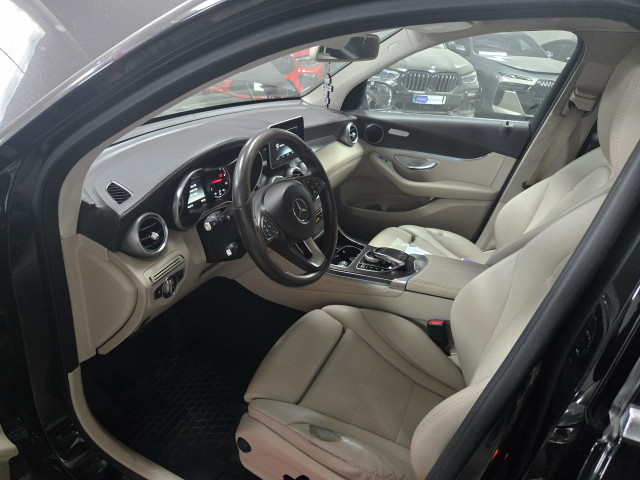 LICITAȚIE  MERCEDES BENZ GLC 220 D 4MATIC