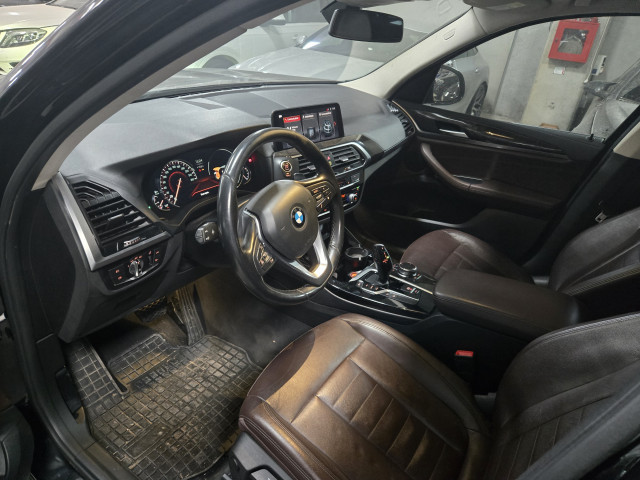 LICITATIE BMW X3 XDrive 2.0D
