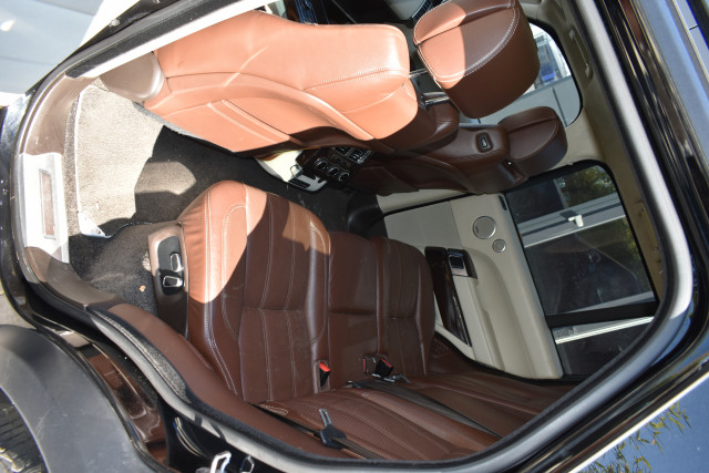 LICITATIE LAND ROVER RANGE ROVER redus cu 25%