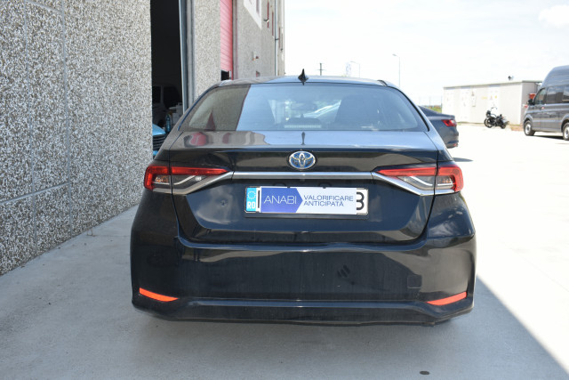 LICITATIE TOYOTA COROLLA SEDAN