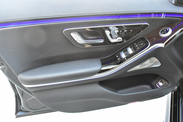 LICITATIE MERCEDES BENZ M1 SEDAN