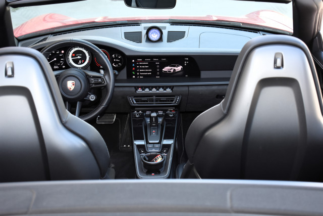LICITATIE PORCHE 911 CARRERA 4 GTS