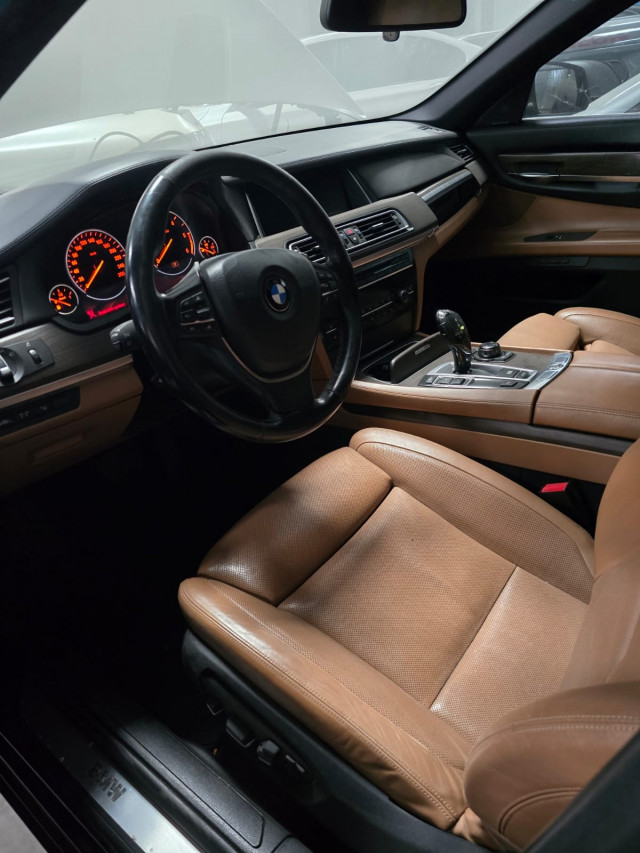 Autoturism BMW 730 Ld