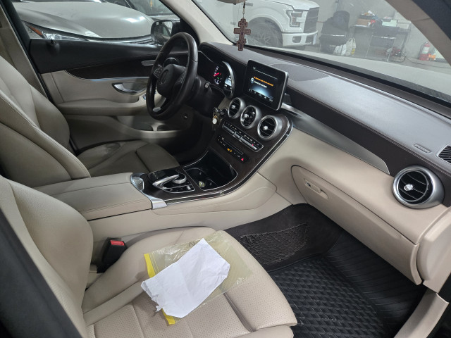 LICITAȚIE  MERCEDES BENZ GLC 220 D 4MATIC redus cu 25%
