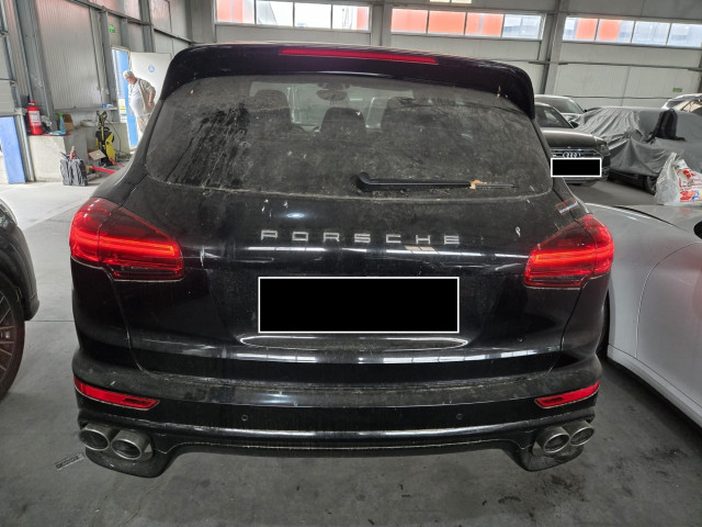Autoturism Porsche Cayenne 2089 - redus cu 25%