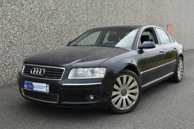 Autoturism marca AUDI A8 - redus cu 50%