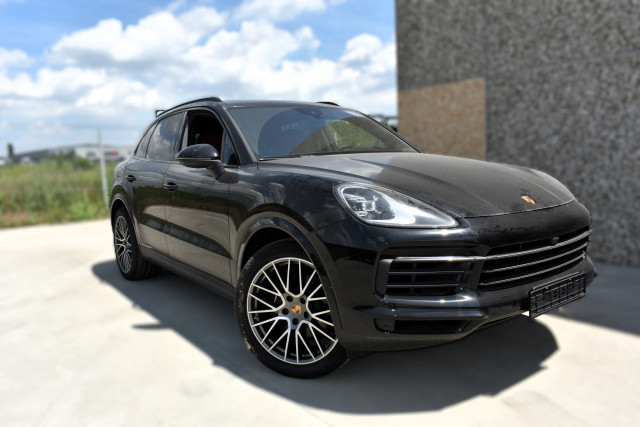 LICITATIE PORCHE CAYENNE REDUS CU 50%