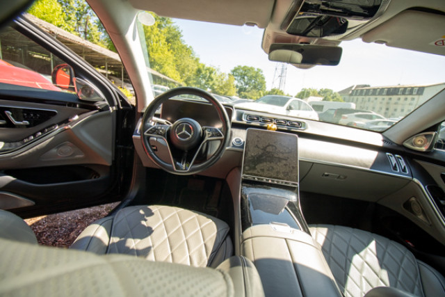 LICITATIE MERCEDES – BENZ S-Class / S400D 4MATIC