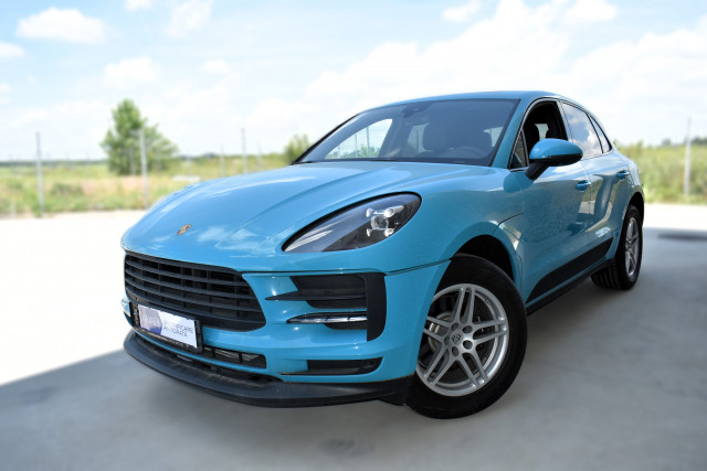 LICITATIE PORSCHE MACAN-redus cu 50%